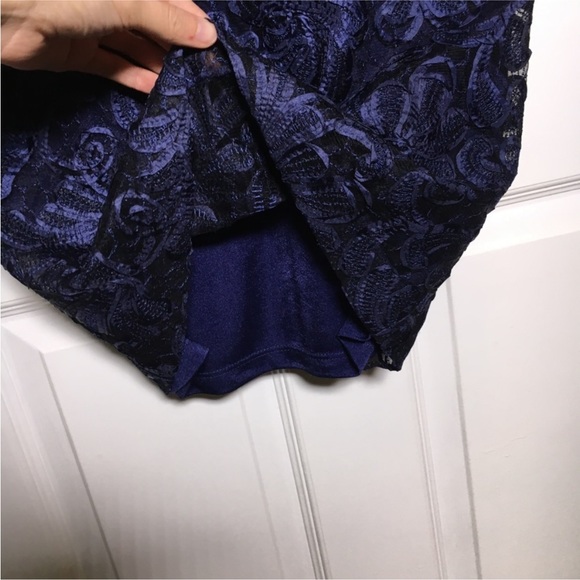 David Meister Navy lace cocktail dress petite - Picture 5 of 7